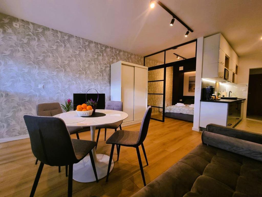 Apartament Szmaragdowa 21 Przy Plazy - Sala Zabaw, Silownia - 365Pam Großmöllen Zimmer foto